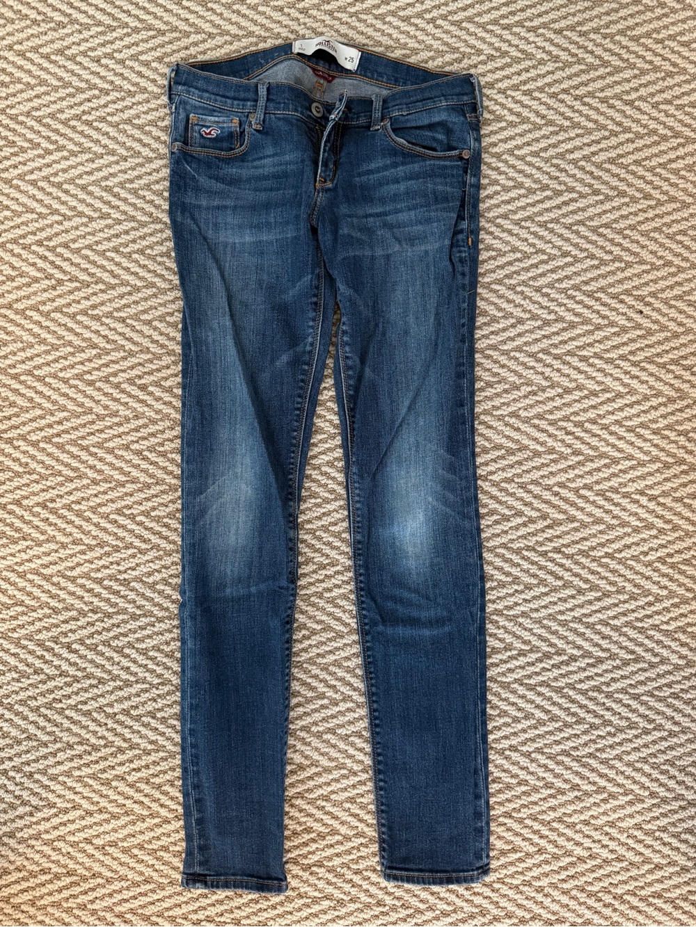 Hollister Skinny Jeans in Medium Blue Wash